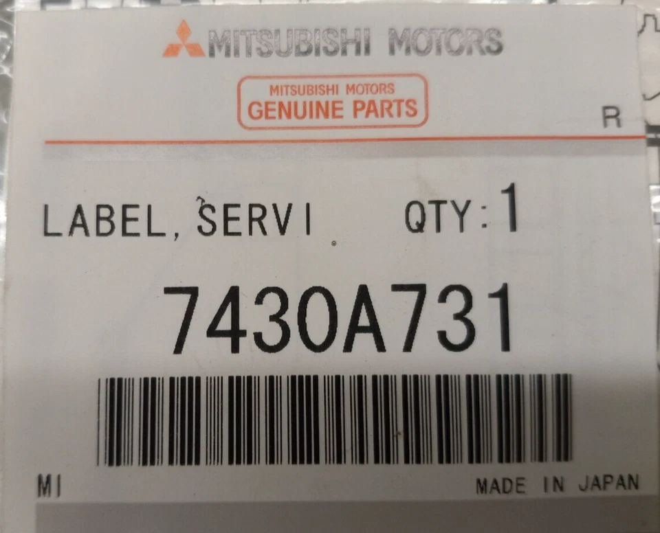 Etiqueta de servicio del motor Mitsubishi Lancer 2008 P/N 7430A731 pieza original OEM nueva Foto 3 de 4