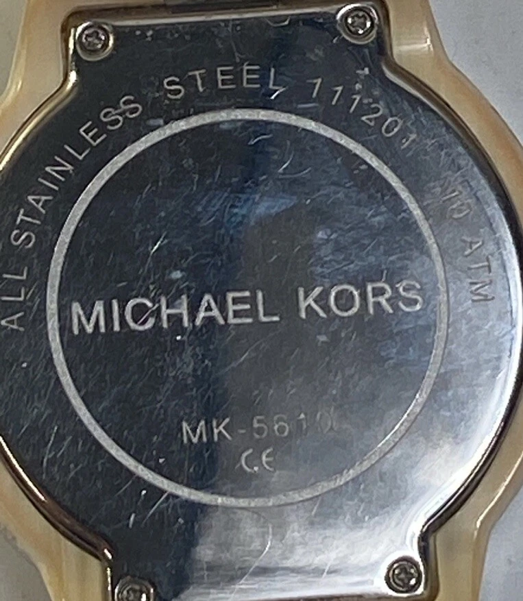 Michael Kors Oversized Watch MK5610 - Silver/Horn Band - New Battery - Image 4 of 4