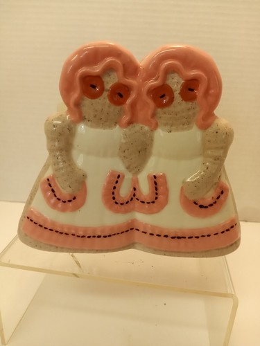 Napkin Holder 5.5" Tall  Pink Ceramic Sittre Burlap Rag Dolls Vintage Notes Mail