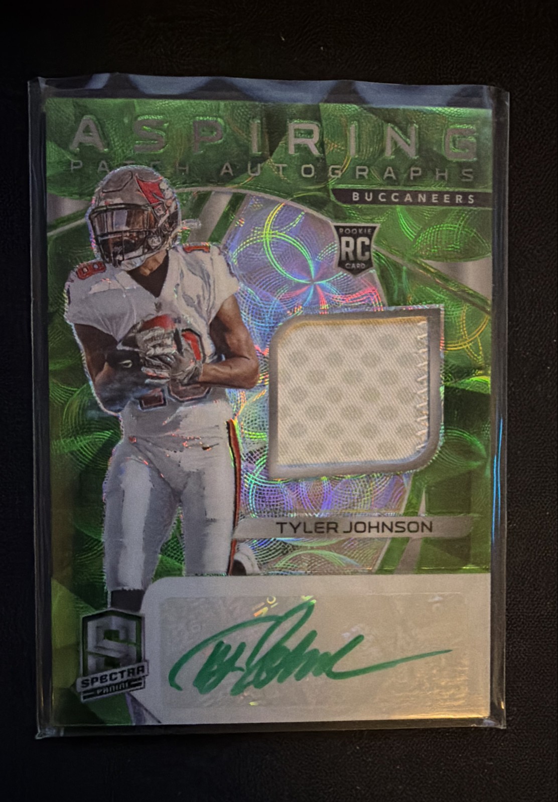 Tyler Johnson Panini Spectra Aspiring Patch Autographs #15 Neon Green