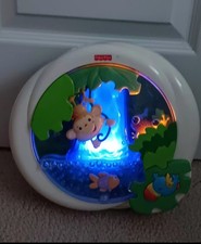 Fisher Price Vintage Aquarium Crib Soother Lights Up With Sounds