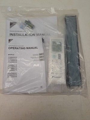 Daikin 2531835 handheld remote controller with Wall Holder  NEW