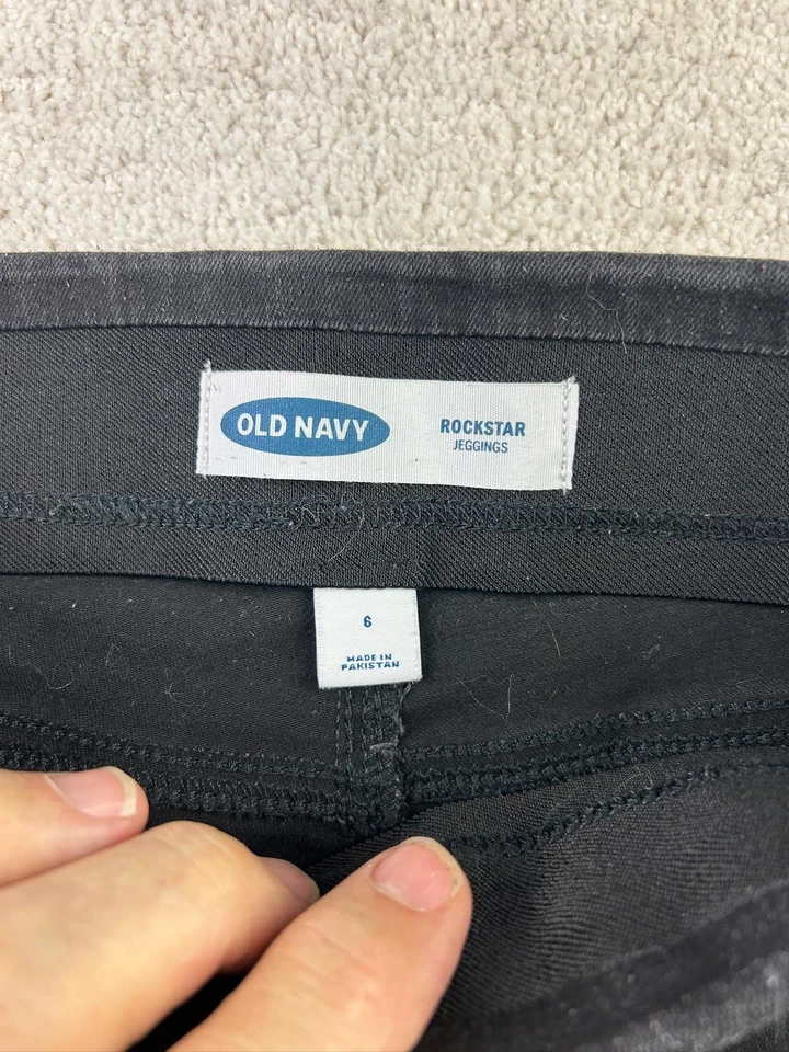 Pantalones de mezclilla elásticos ajustados negros Old Navy Rockstar Jeggings para mujer 6 Foto 3 de 4