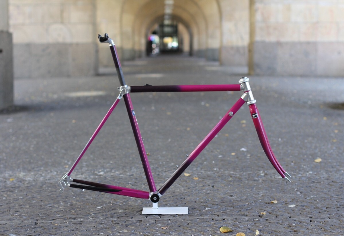 TVT 92 Integral Carbon Rennrad / Pink / 49 cm/ 2.077g /Vintage