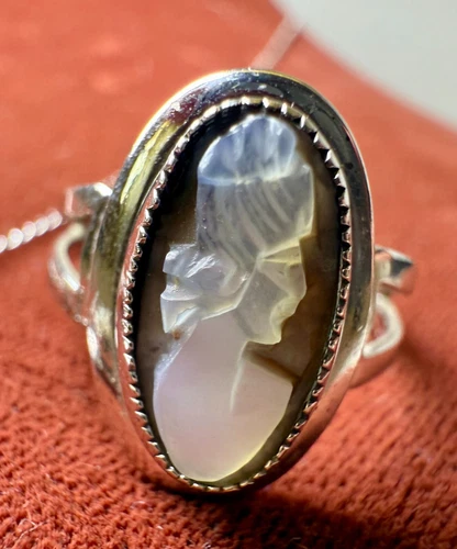 Vintage Sarah Coventry Sterling Silver Cameo Ring & Pendant Necklace Set Classic