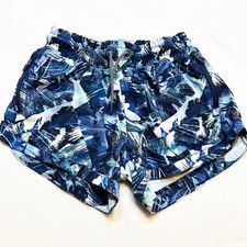 Athleta Girl Shorts Sz M blue print Activewear shorts Athleta All Play Shorts