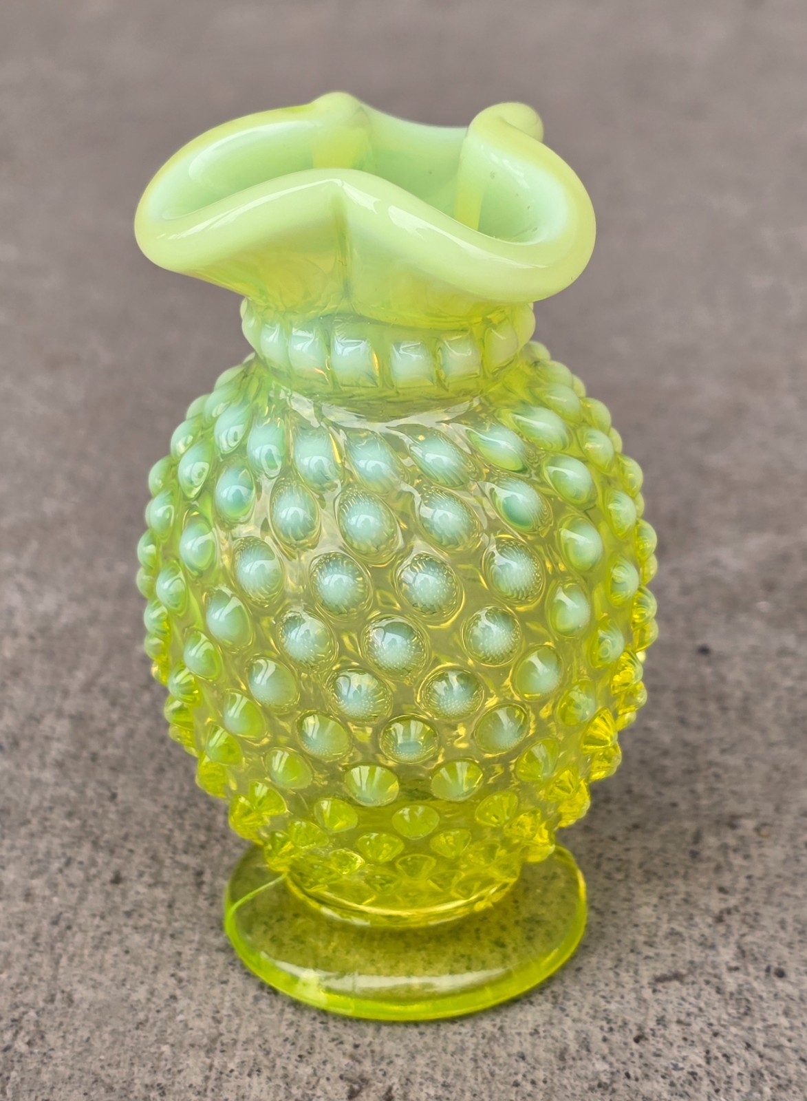 Vintage Fenton Glass Yellow Topaz Uranium Vaseline Opalescent Hobnail Vase