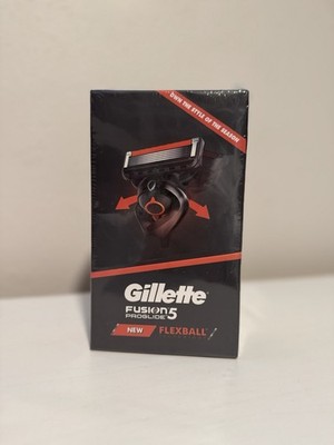 Gillette Fusion5 ProGlide Razor with 4 Cartridges Gift Pack