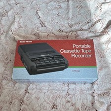 Radio Shack CTR-66 Cassette Recorder 14-1151 Handheld Automatic Stop Ear Aux Mic
