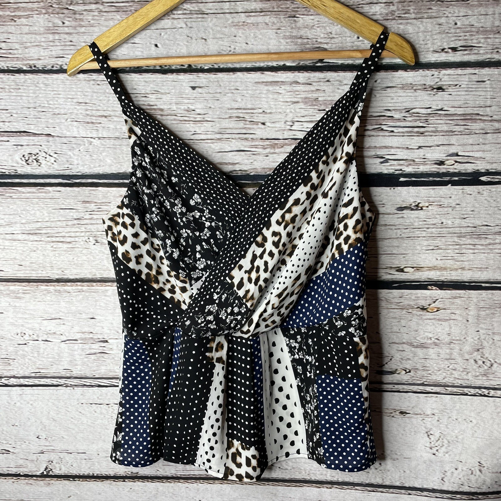 CAbi Crossover Cami Tank Multi Pattern Size 4 Sty… - image 6