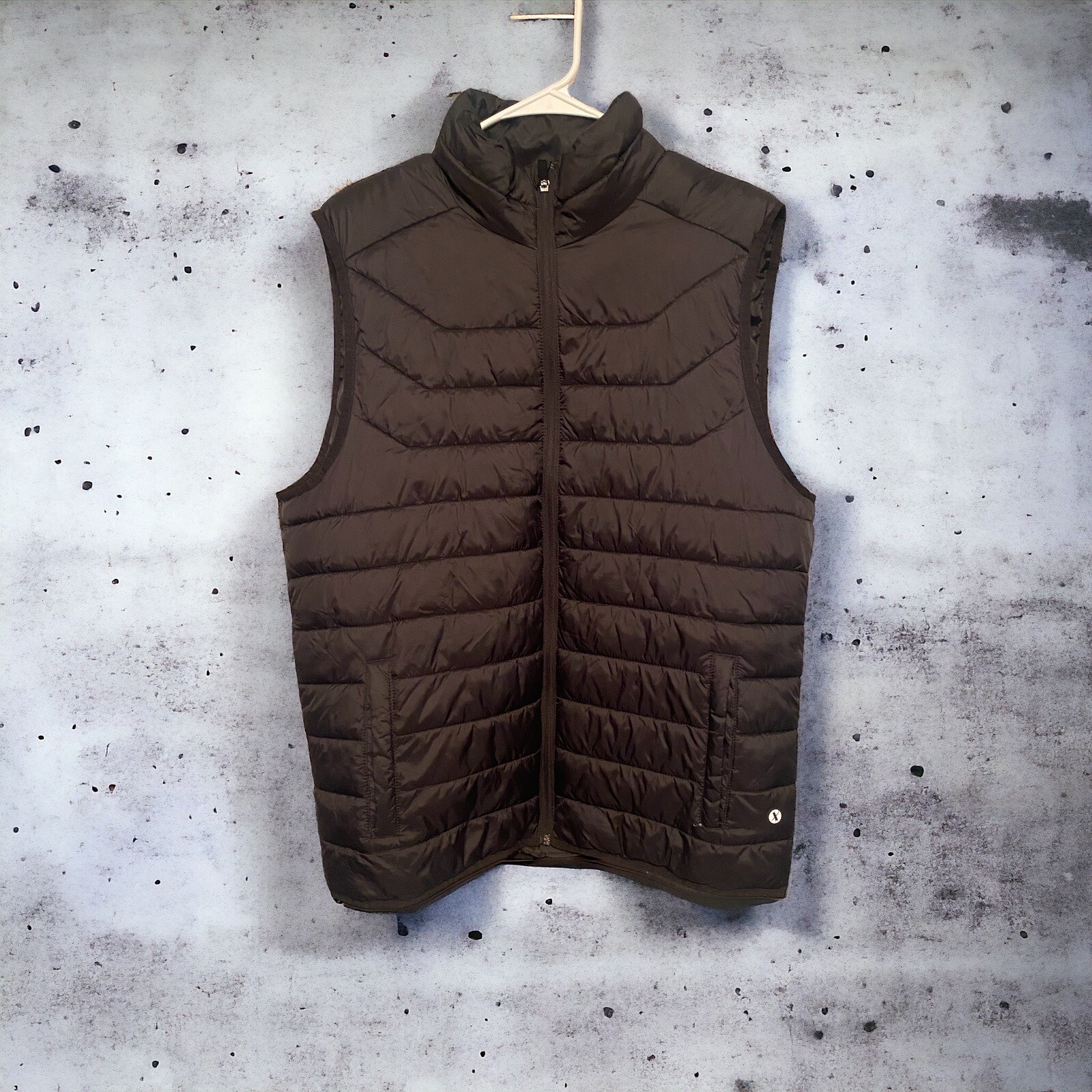 Xersion Vest Women Size Medium Packable Puffer Vest Black full zip