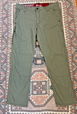 Wrangler36 X 30 Mens Outdoor All Terrain Chino Pants Straight Fit Green Classic