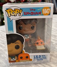 Funko Pop! Disney Lilo and Stitch #1047 Lilo con Pudge NUEVO con Protector