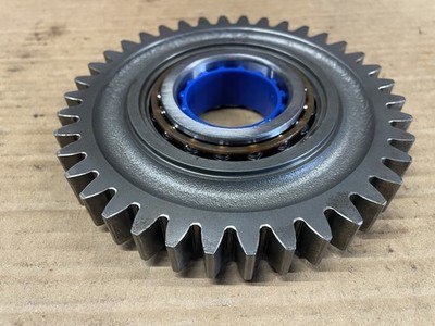 56800600 - 38 Tooth Idler Gear For Kuhn GMD 600 700 & John Deere 265 Disc Mowers