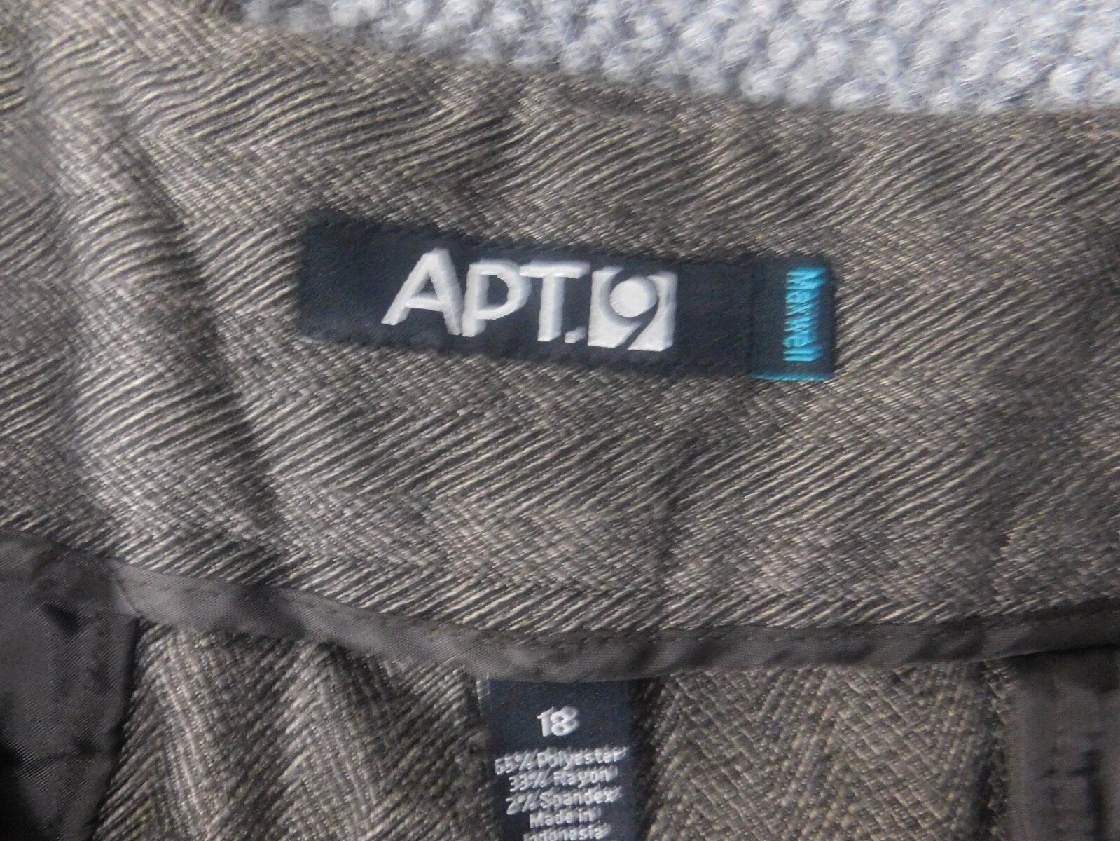 apt-9 straight dress pants