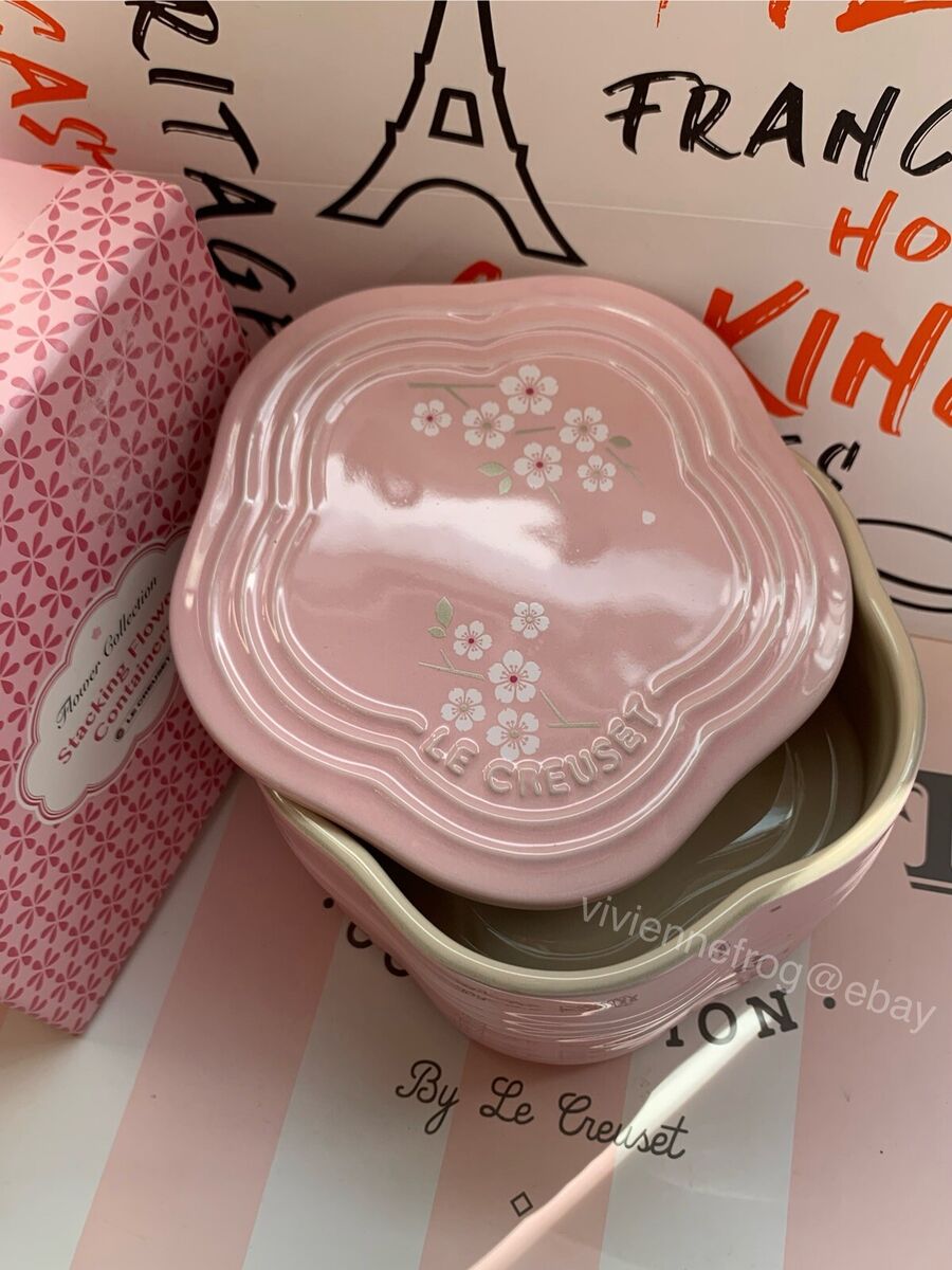 LE CREUSET CHIFF PINK CHERRY BLOSSOM SAKURA STACKING FLOWER LE CREUSET CHIFF PINK CHERRY BLOSSOM SAKURA STACKING FLOWER