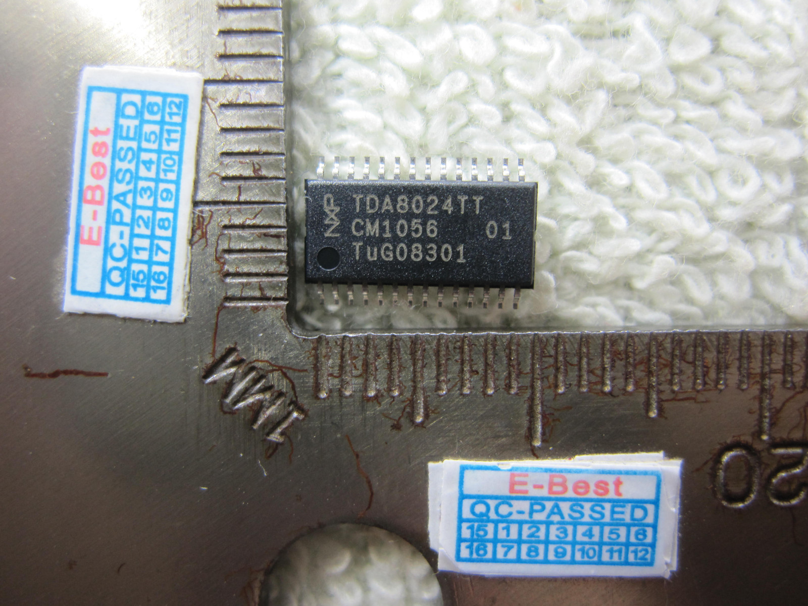 1x TDA80Z4TT TDA 8024TT TDAB024TT TDA8O24TT TDA8024TT TSSOP28 IC Chip ...