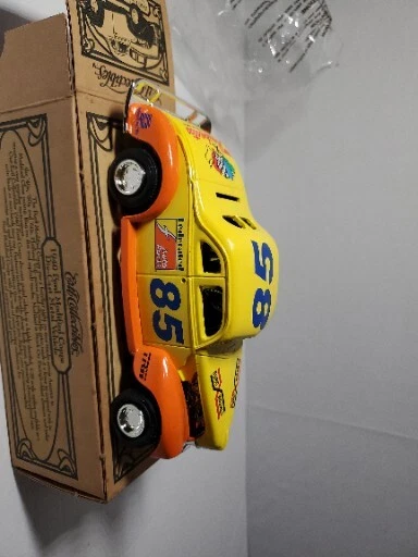 Nuevo en caja - Ford fundido a presión Ertl Collectibles 1996  Foto 4 de 4