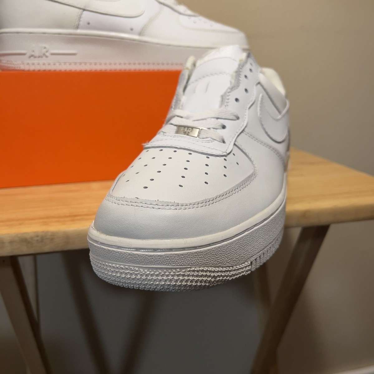 white nike air force 1 size 3