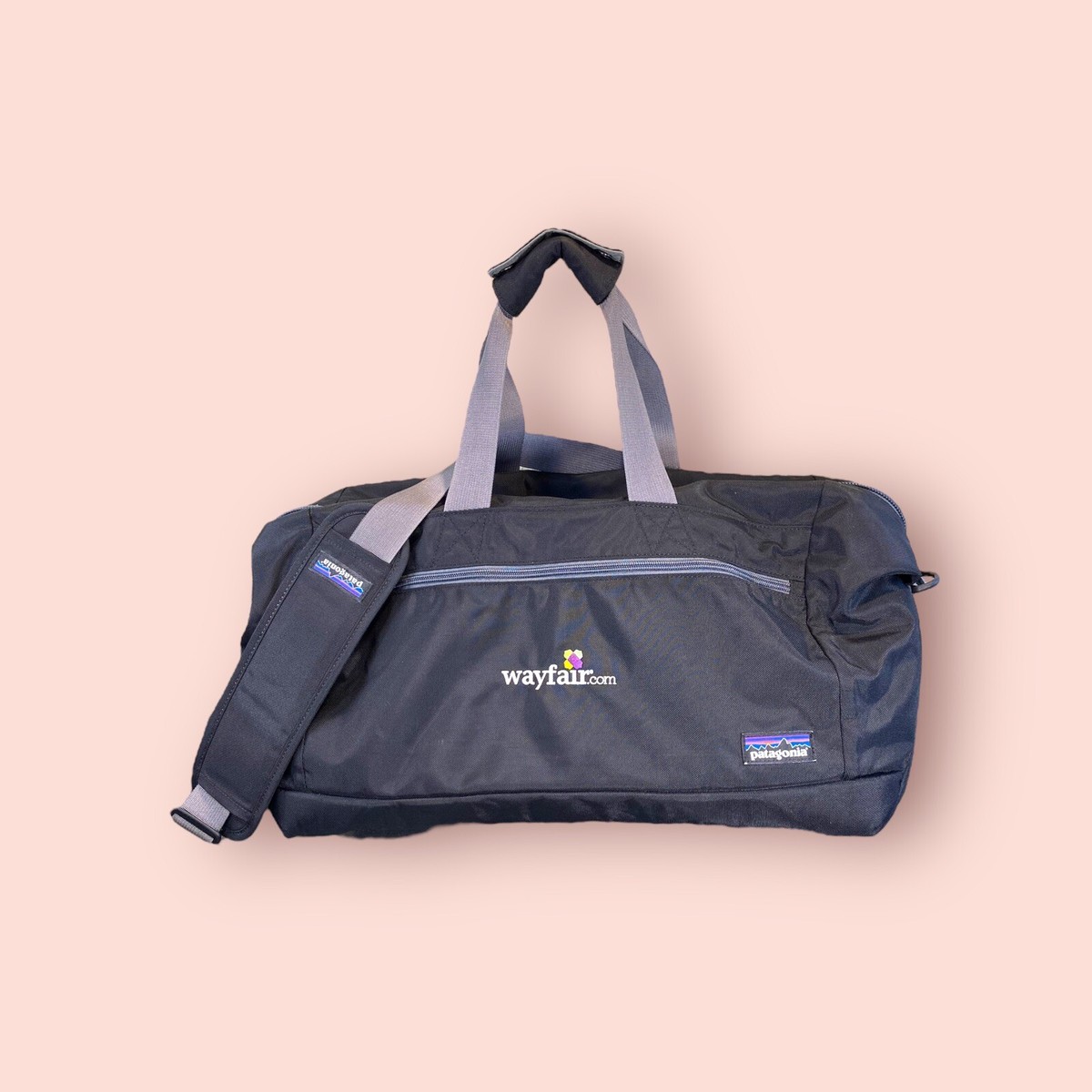patagoniaヘッドウェイダッフルバッグ 40L PATAGONIA Headway Duffel Travel Gym Bag 40L Dark Gray EUC Logo