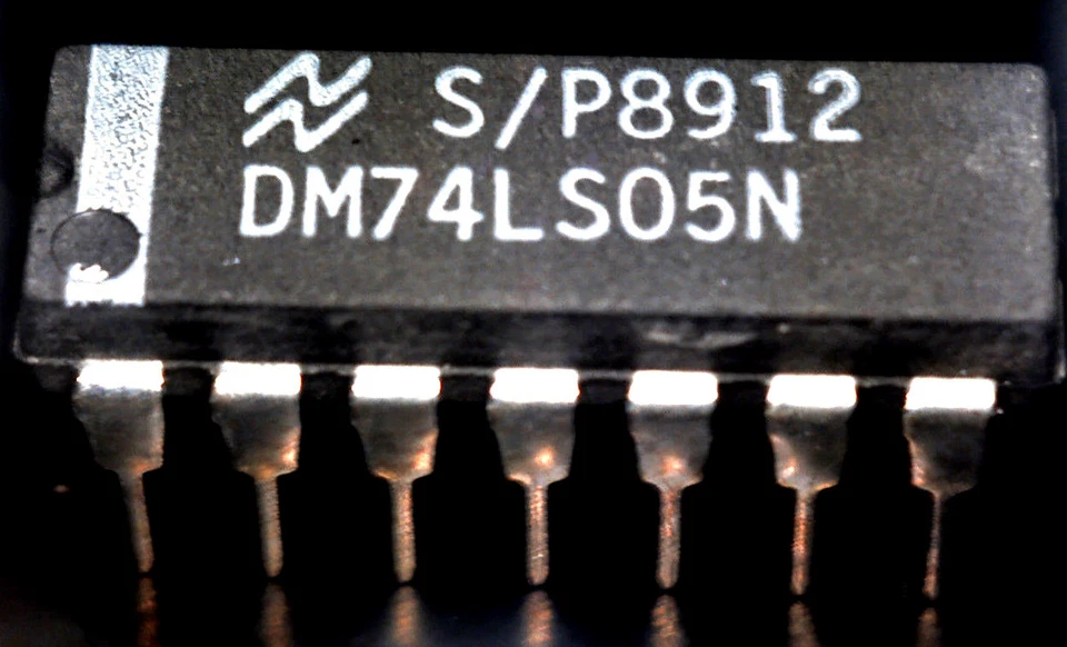 5 x national Semiconductor DM74LS05N Hex Inverter Open Collector Output 74LS05