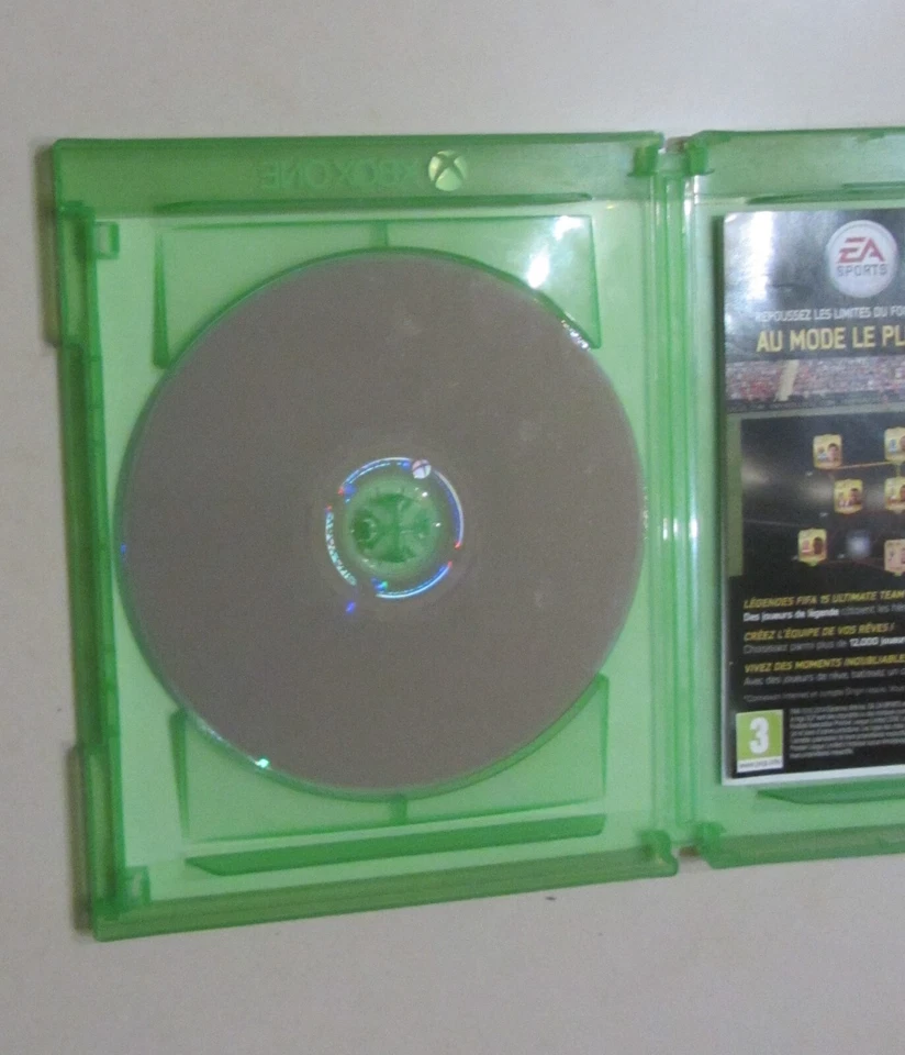 Jeu Xbox One Fifa 15, photo 4 sur 4