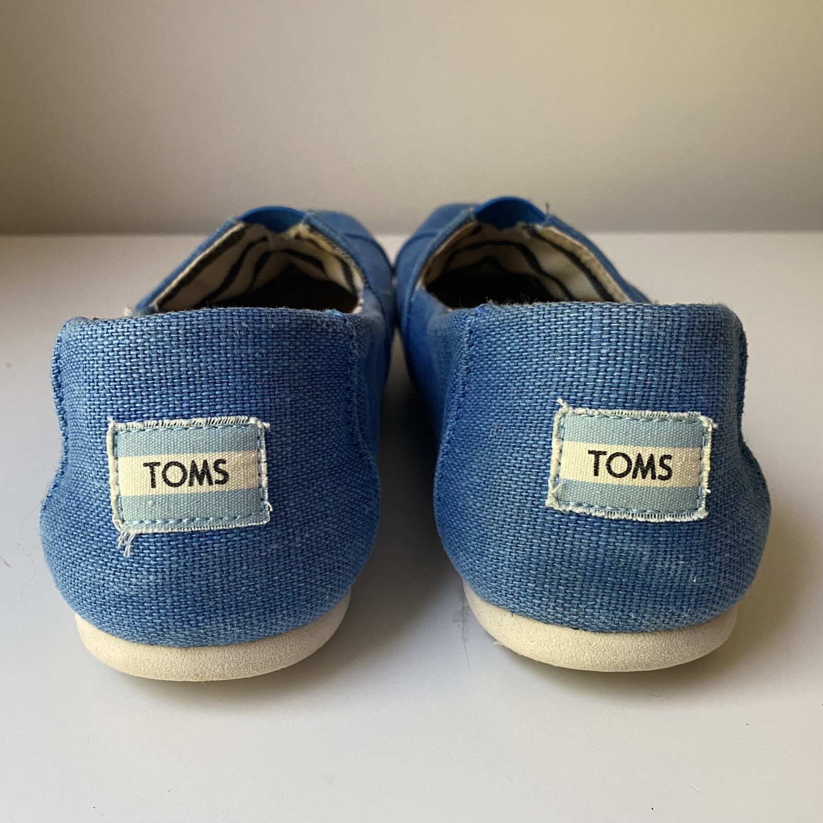 Toms Classic Women's Size US fits US 7-8) Blue Denim Canvas