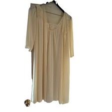 Vintage Lorraine Ladies Robe And Gown Set Light Yellow Size Medium