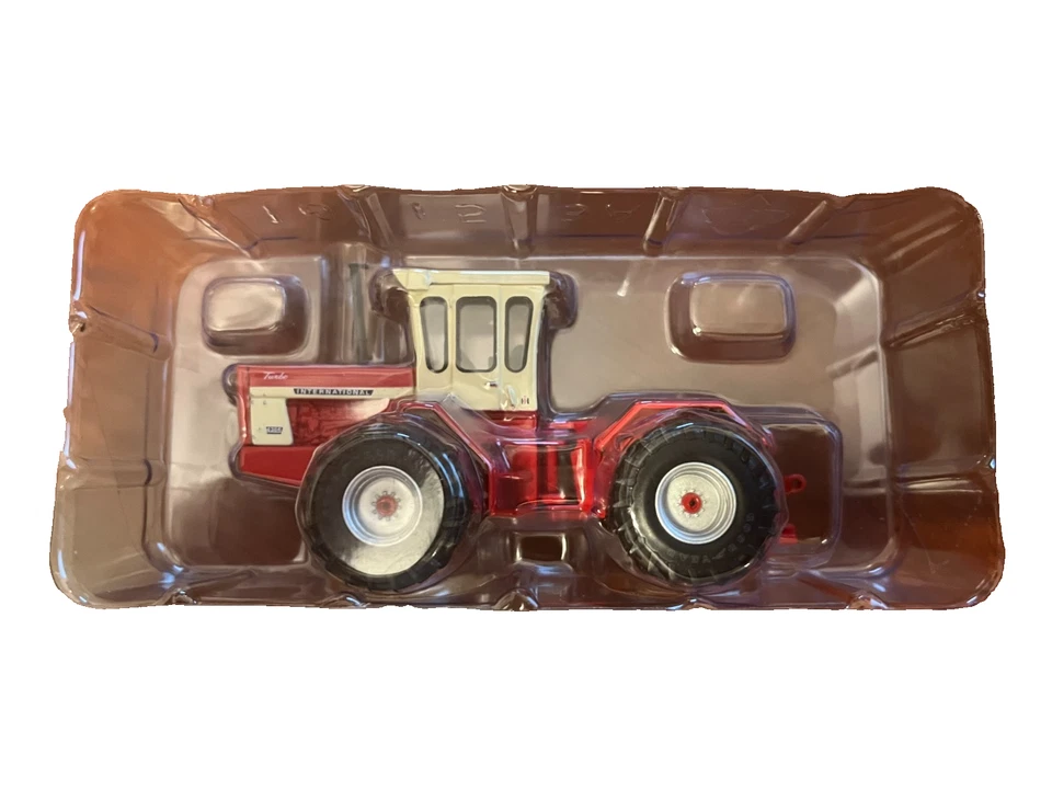 1/64 2006 National Farm Toy Show ERTL International 4366 - Image 2 of 3