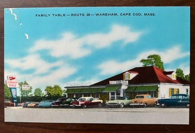 WAREHAM MA MASS~Family Table Restaurant on Route 28~1950's Cars in Front
