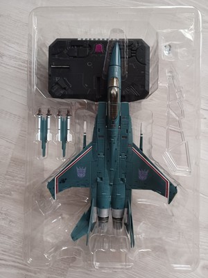 Tranformers'' Masterpiece'' Starscream'' MP-3