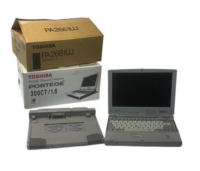 Toshiba Portege 300CT 32mb Ram 1.5GB HDD 133Mhz Docking Station CD