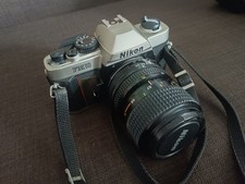 Nikon Fm10 Objectif 35-70 Et Une Flash 