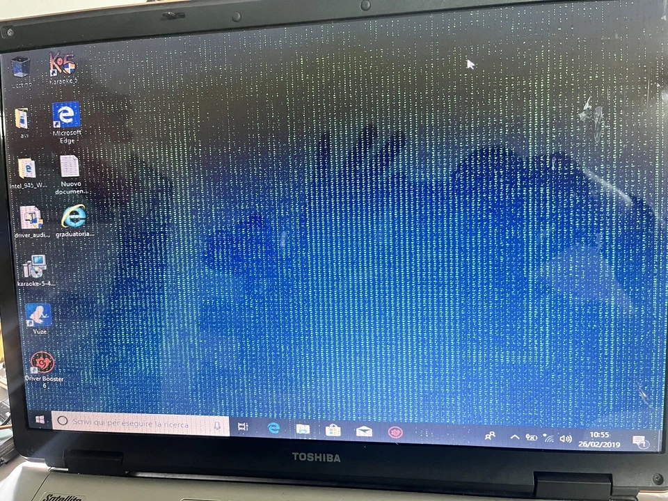 Toshiba - Satellite P100-211 Completo ,Da Riparare Leggi Sotto - Immagine 3 di 4