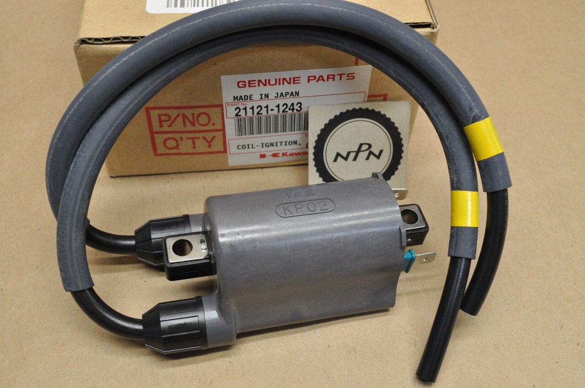 NOS Kawasaki 1995-97 ZX1100 GPZ Ignition Coil #1 , #4 21121-1243