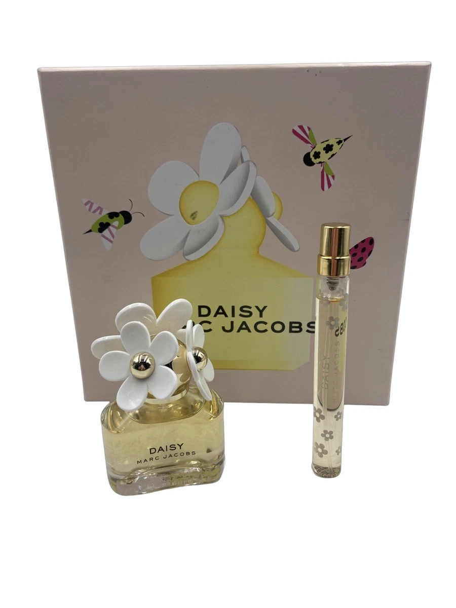 Marc Jacobs Daisy 1 FL OZ .33 FL OZ Eau De Toilette 2 piece Gift