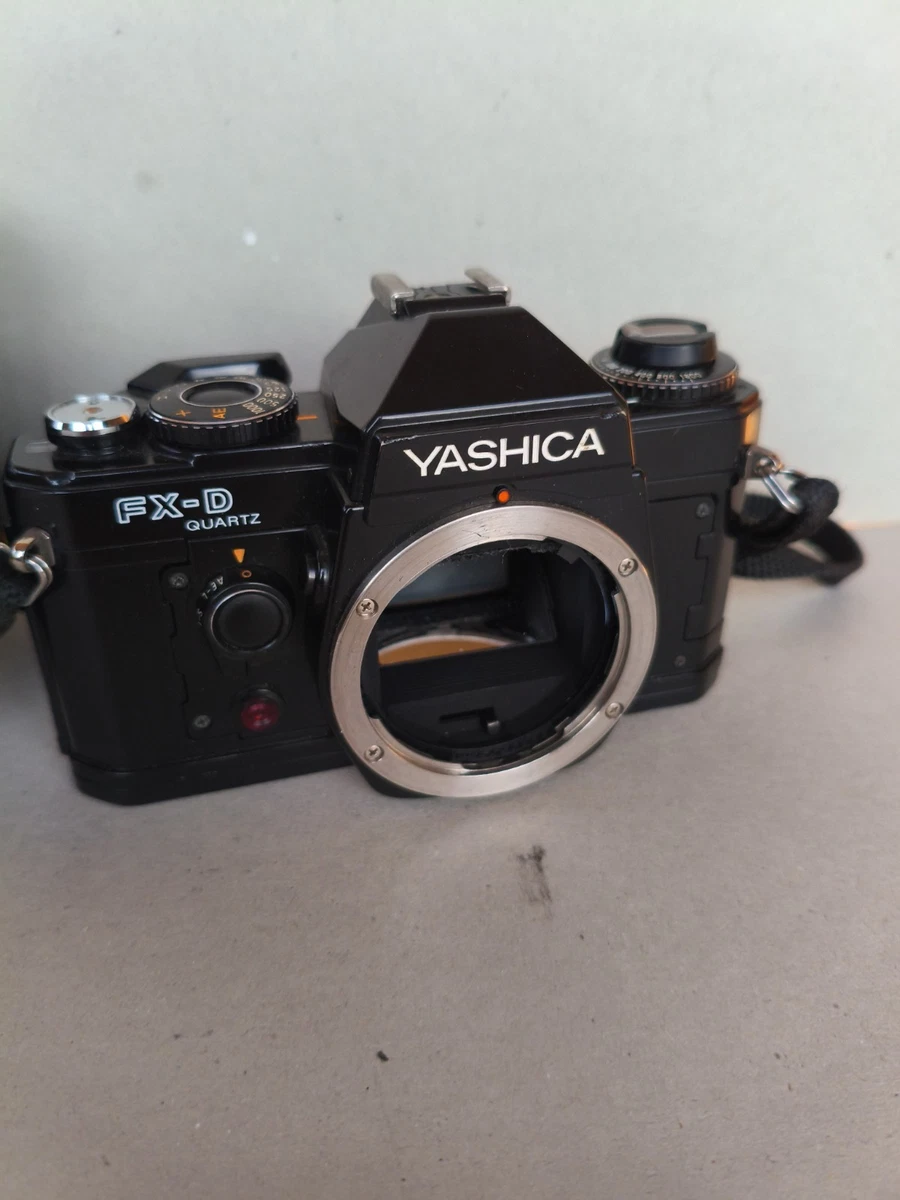 Yashica FX-D Quartz Collection appareils photo anciens par Sylvain Halgand