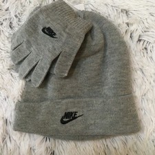 Nike gray with black logo hat and glove set unisex youth NWT