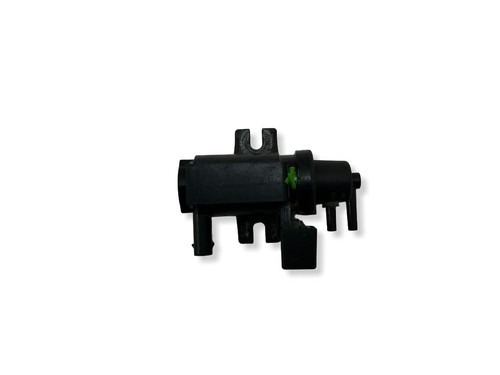 BMW 3 E90 E91 2009 Diesel 130kW Turbolader Druckwandler Magnetventil 7805391