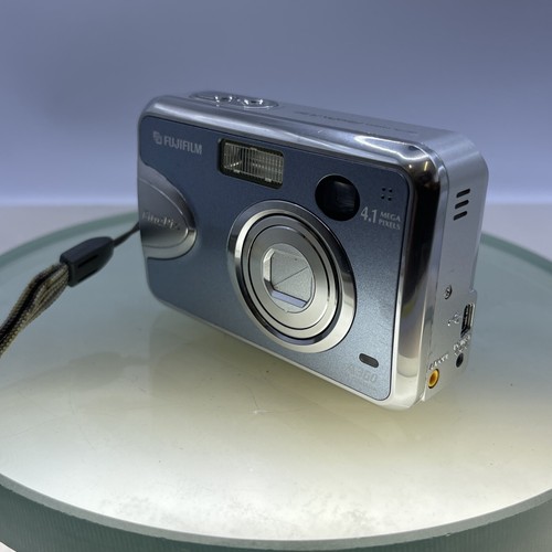 Fujifilm FinePix A360 4.1MP Compact Digital Camera LENS BLURRY LENS ERROR #29 - Picture 3 of 9