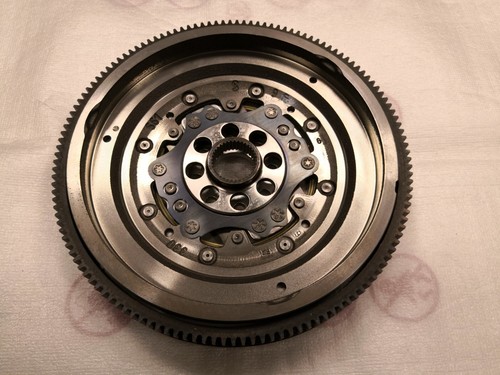 OEM AUDI RS3 RSQ3 TTRS CUPRA FORMENTOR 2.5L TFSI FLYWHEEL NEW!!! 07K105266H! - Picture 2 of 10