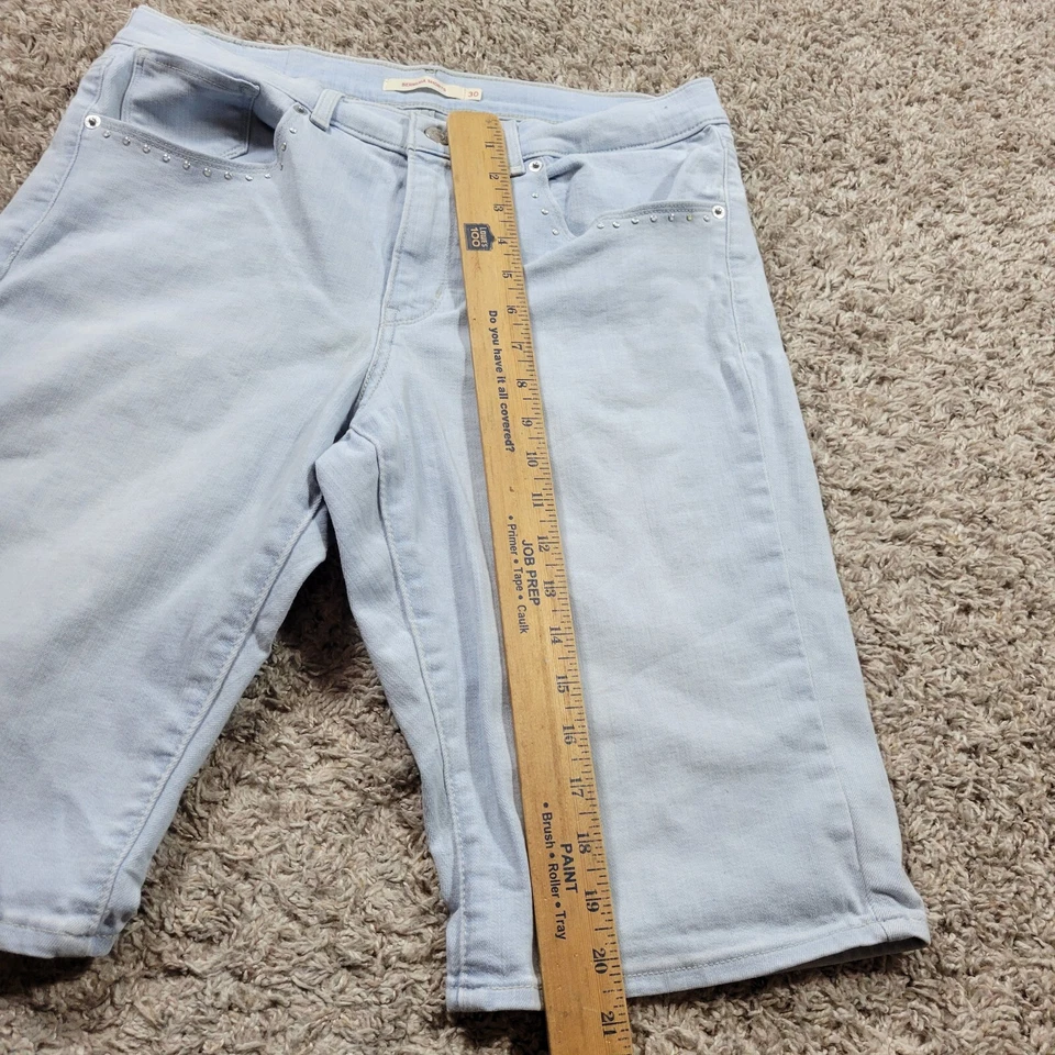 Pantalones Cortos Levis Denim Mujer 30 Bermudas Cortos Lavado Ligero Denim Bolsillos Tachonados Foto 4 de 4
