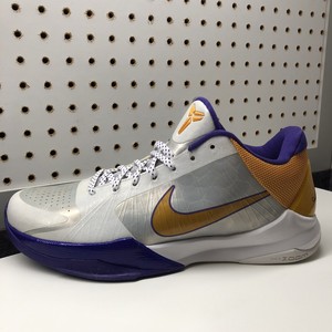kobe 5 lakers home