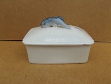 ancienne boite à sardine poisson en porcelaine