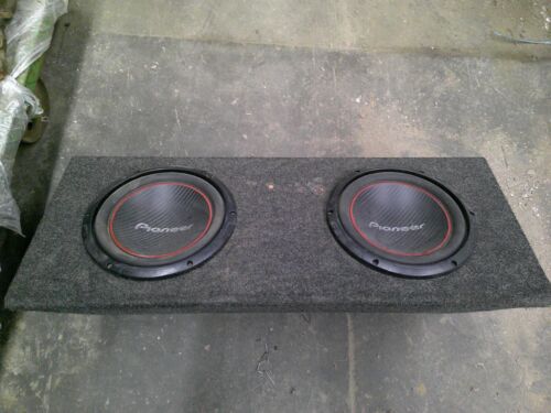 Pioneer Subwoofer Dual 10" with Box - Picture 1 of 8