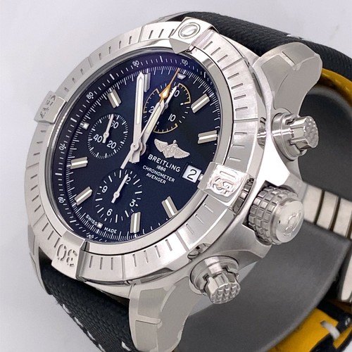 Breitling Avenger Chronograph 45mm 
