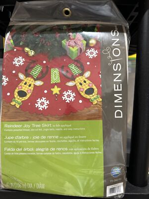 Dimensions REINDEER JOY TREE SKIRT Felt Kit Felt is Pre Cut! 42'' Diameter!