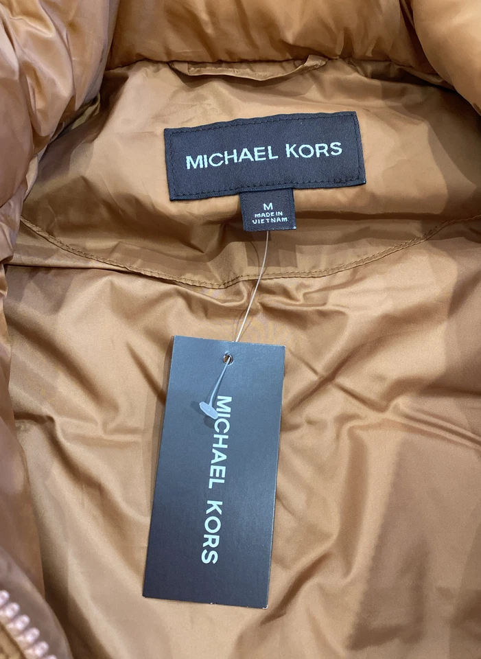 Michael Kors Puffer Vest Size Medium - Image 4 of 4
