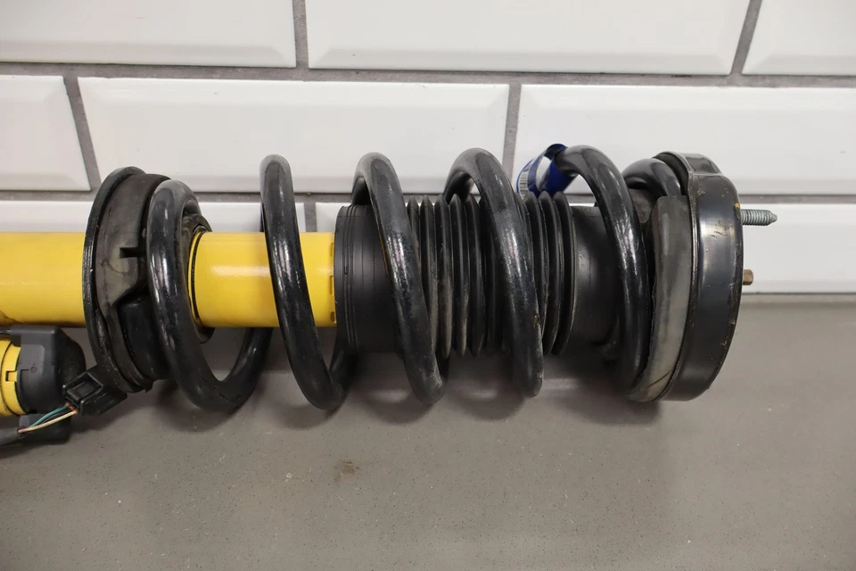 15-23 Dodge Challenger Hellcat Front/Rear OEM Struts/Shocks (SDK/SMC) 39k Tested - Image 3 of 4