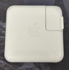 Apple iPod Power Adapter Charger Model A1070 12V 0.67A FireWire Connector